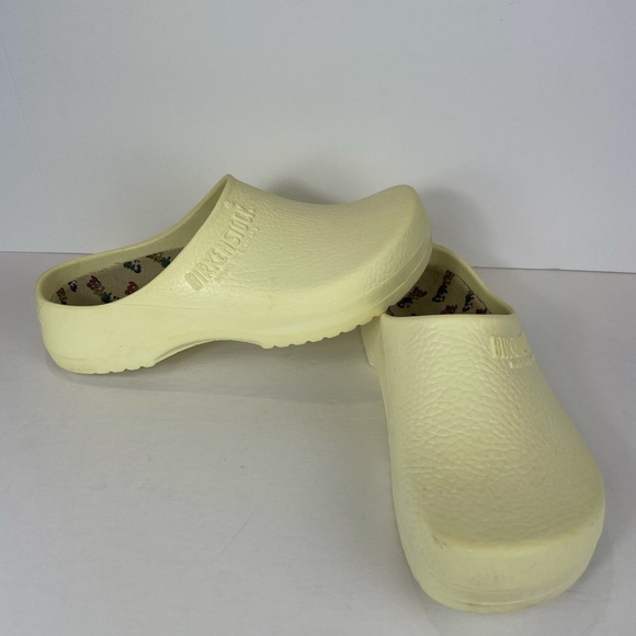 Birkenstock Shoes - Women’s Birkenstock Super BirkiClogs Size 9